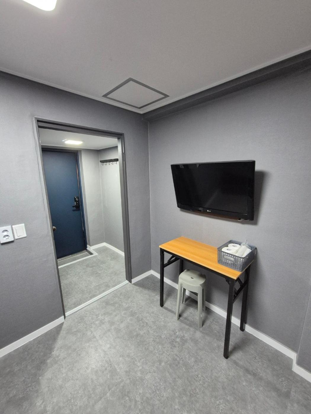 Gangnam Seven Hostel Сеул Екстер'єр фото